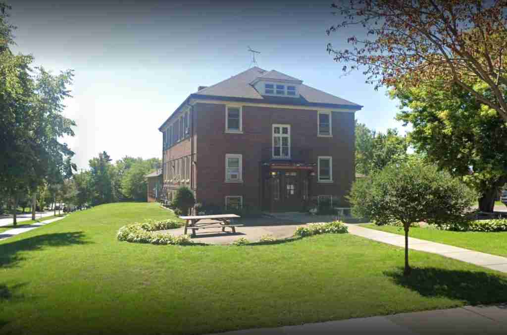 Golden Nest Assisted Living building in Minneapolis